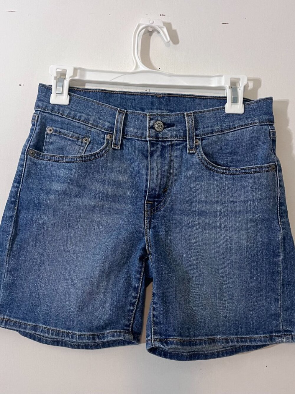 Levi’s Denim Shorts Size 27 Blue